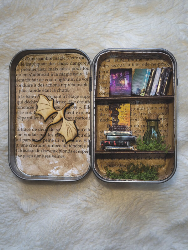 La petite bibliothèque - Décoration miniature fantasy (6 x 9,5 cm) – Image 8