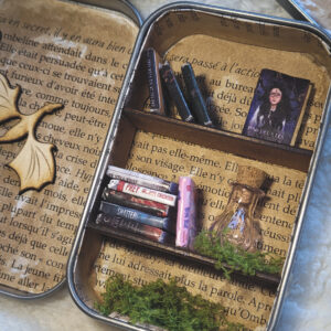 La petite bibliothèque - Décoration miniature fantasy (6 x 9,5 cm)